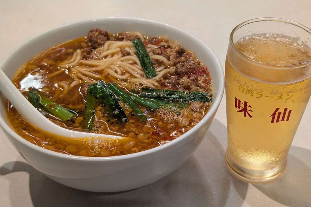 もちろん、名古屋公演を楽しんだ後は「味仙本店」でらめーん。ウマウマ