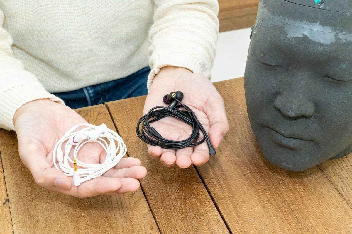 VR1000 for ASMR Patra White/Patra Black