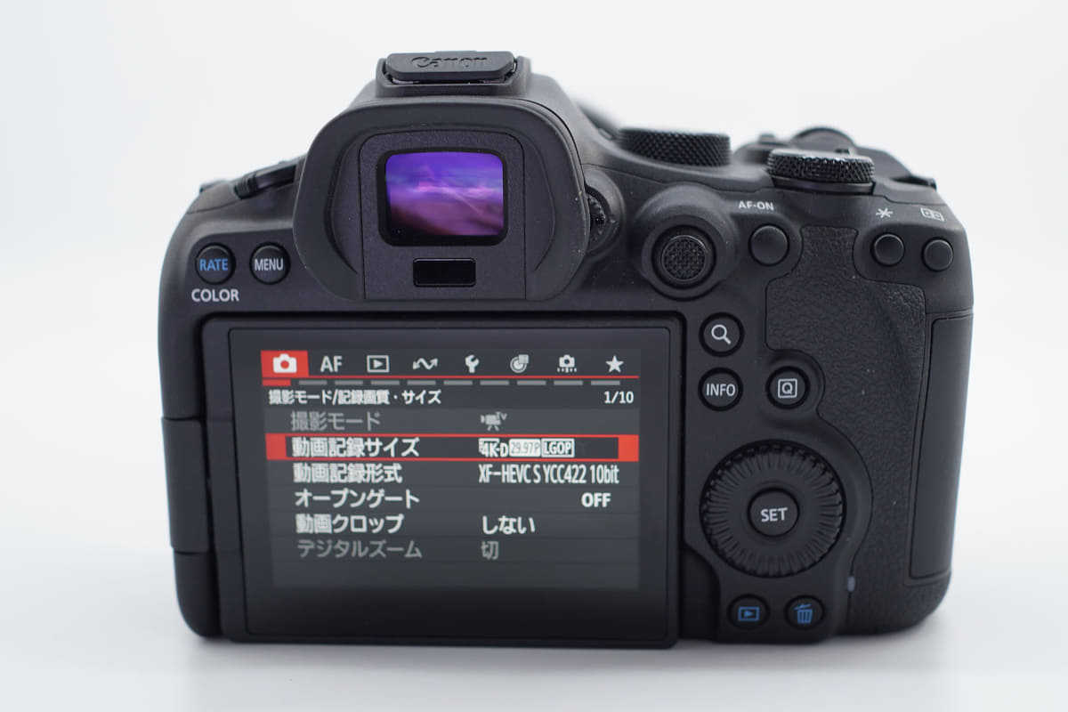 背面ボタン類もM2と同様