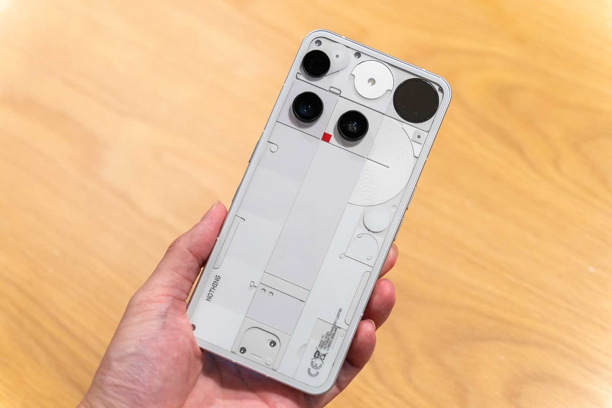 FeliCaを搭載した「Phone (3)」
