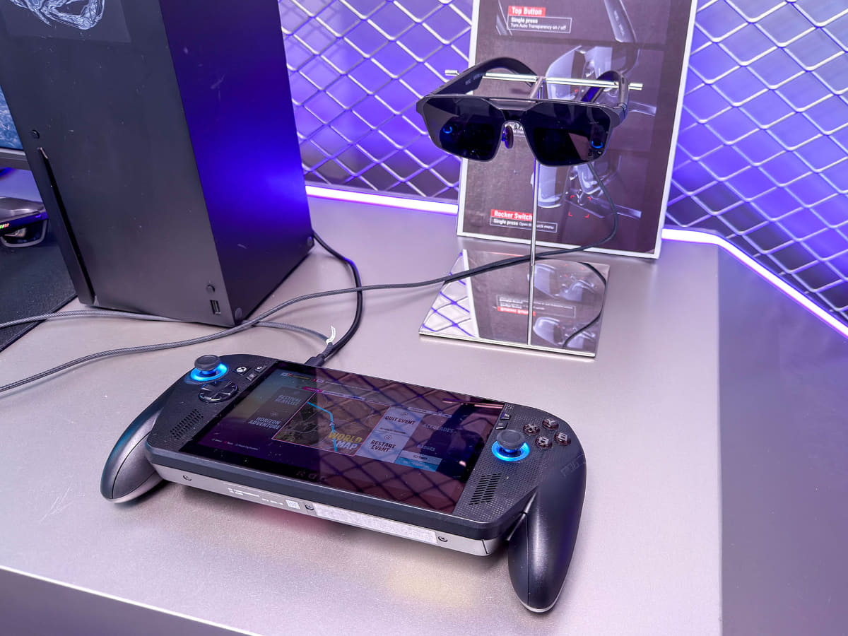 ASUSとマイクロソフトが組んで開発した「ROG Xbox Ally」とも接続可能