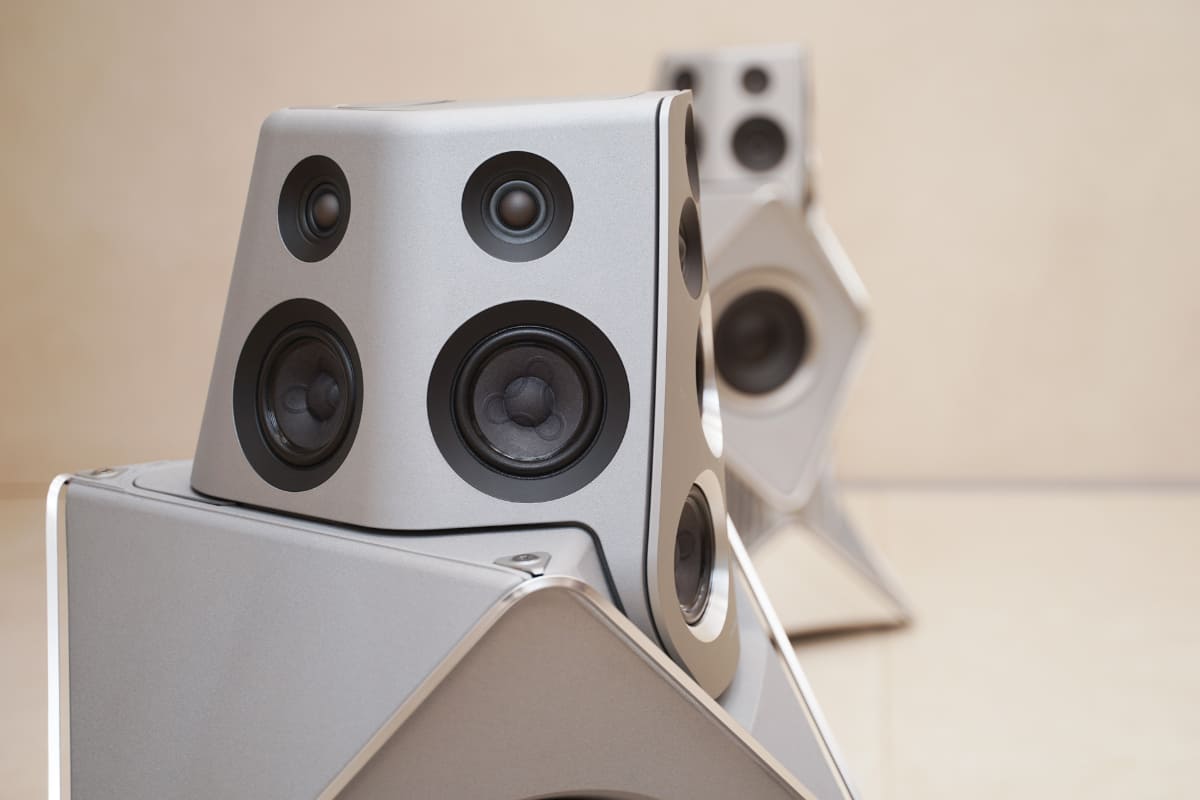 18個のプレミアムドライバーを搭載