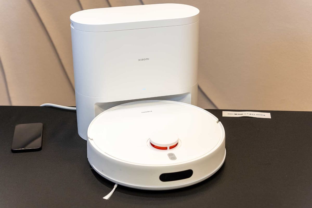 Xiaomiブランドからはロボット掃除機「Xiaomi ロボット掃除機 H40」も登場。実売価格は39,800円前後だが、1月28日までは早割価格35,800円