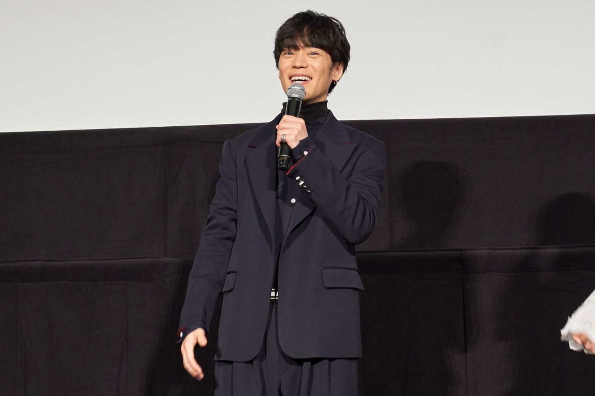 <span class="fnt-70">(C)創通・サンライズ</span>