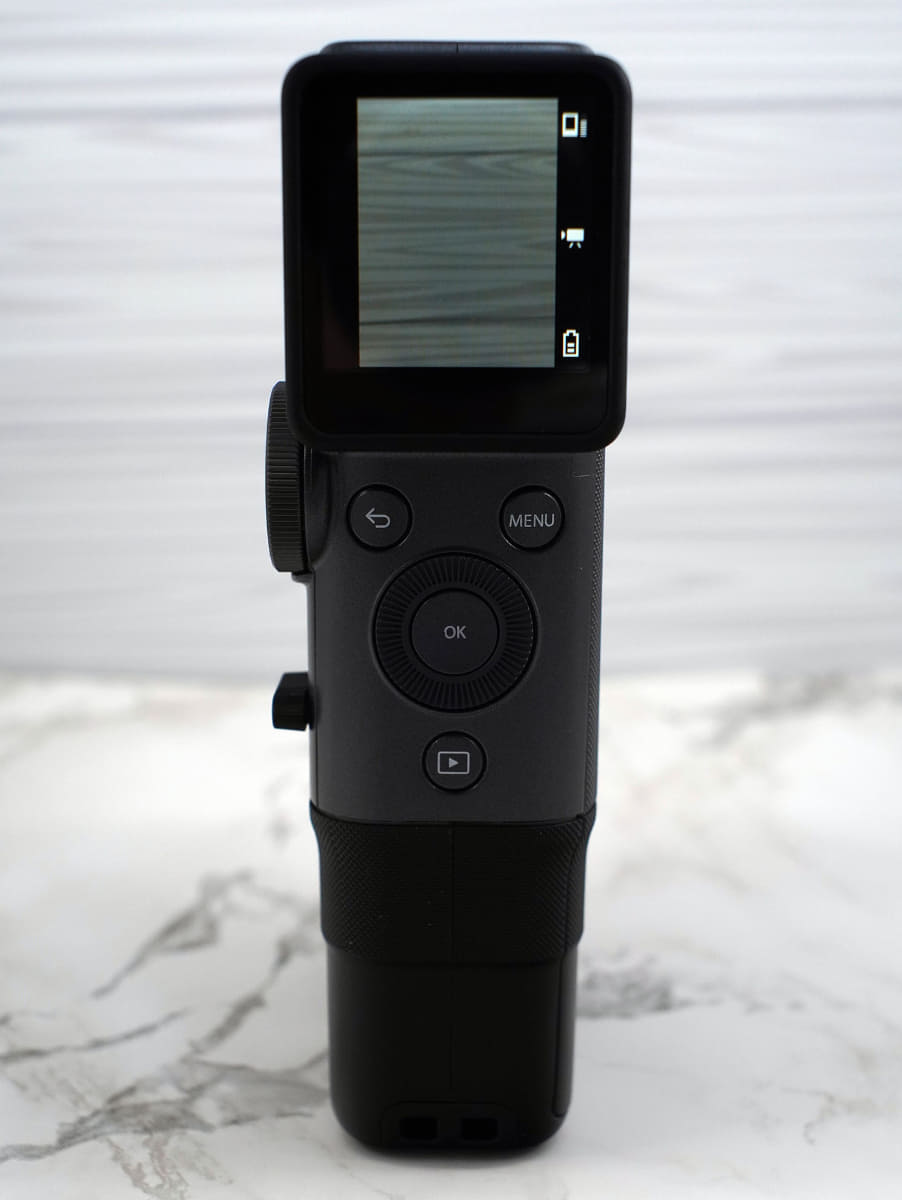 背面に液晶モニター