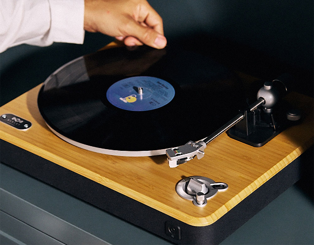 House of Marleyのレコードプレーヤー「Stir It Up Wireless 2」