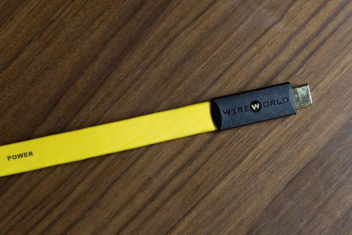 ZEN DAC3のUSB端子がTYPE-Cであるため、ワイヤーワールドのUSBケーブルを購入