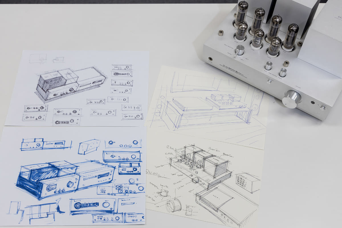 ネオクラシコシリーズのデザインスケッチ。その中に棚の上に置くスケッチがあった