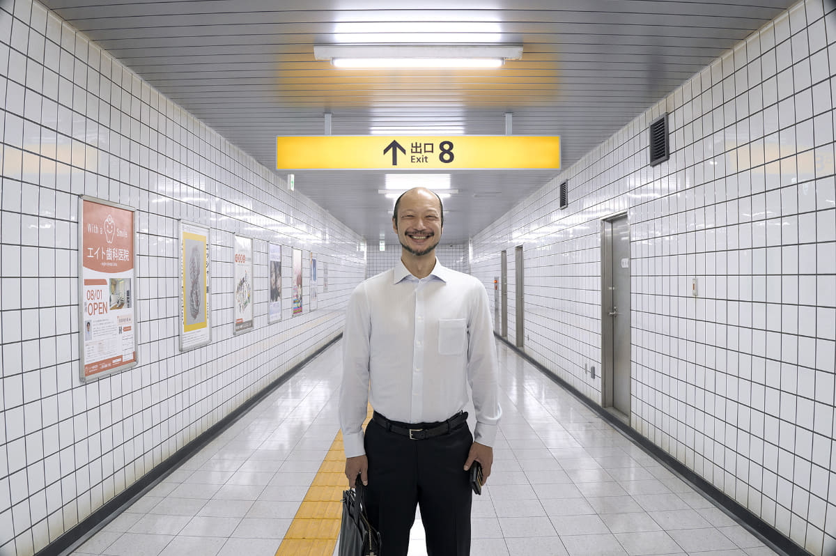 場面写真<br><span class="fnt-70">2025 映画「８番出口」製作委員会</span>
