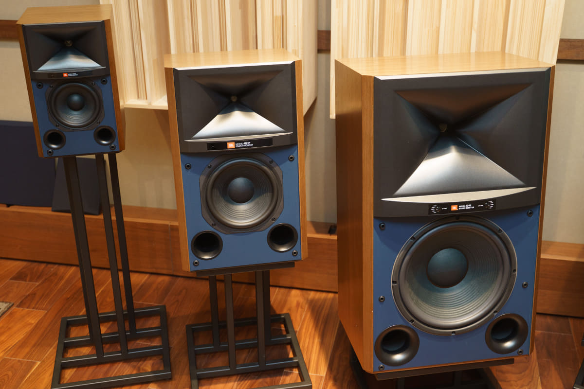 JBLモニタースピーカーシリーズ