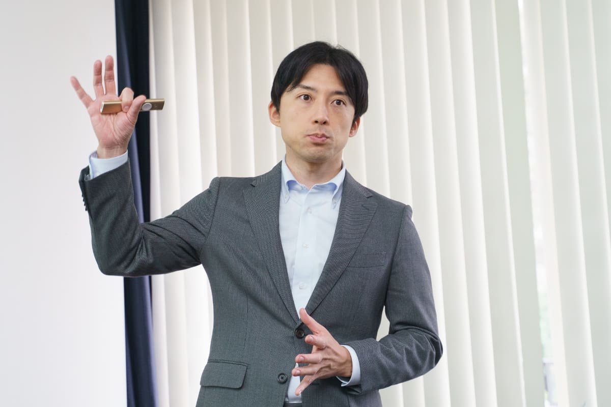 開発担当の飯原弘樹氏