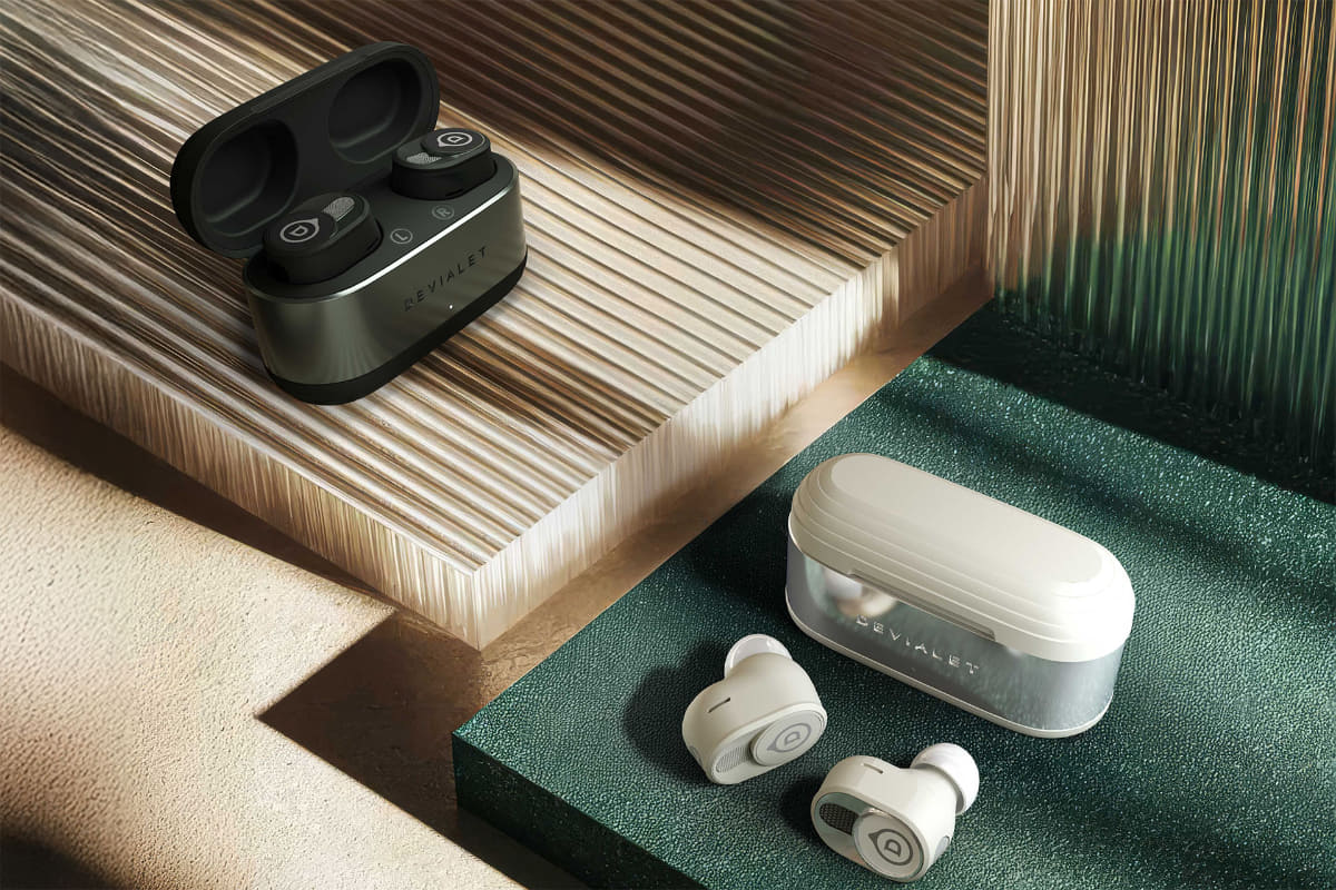 「Gemini II」に新色Light Pearl、Deep Forest