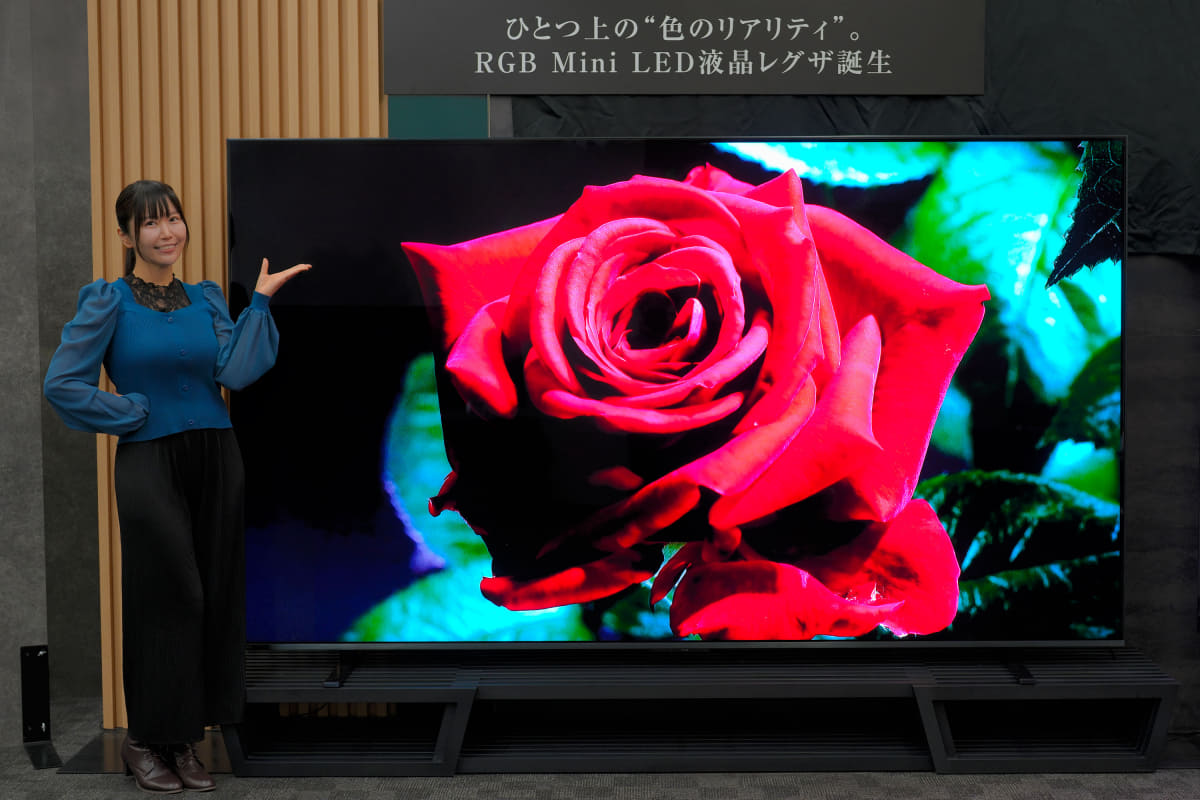 昨年12月に発売した、RGB Mini LEDバックライト搭載液晶テレビ「116ZX1R」