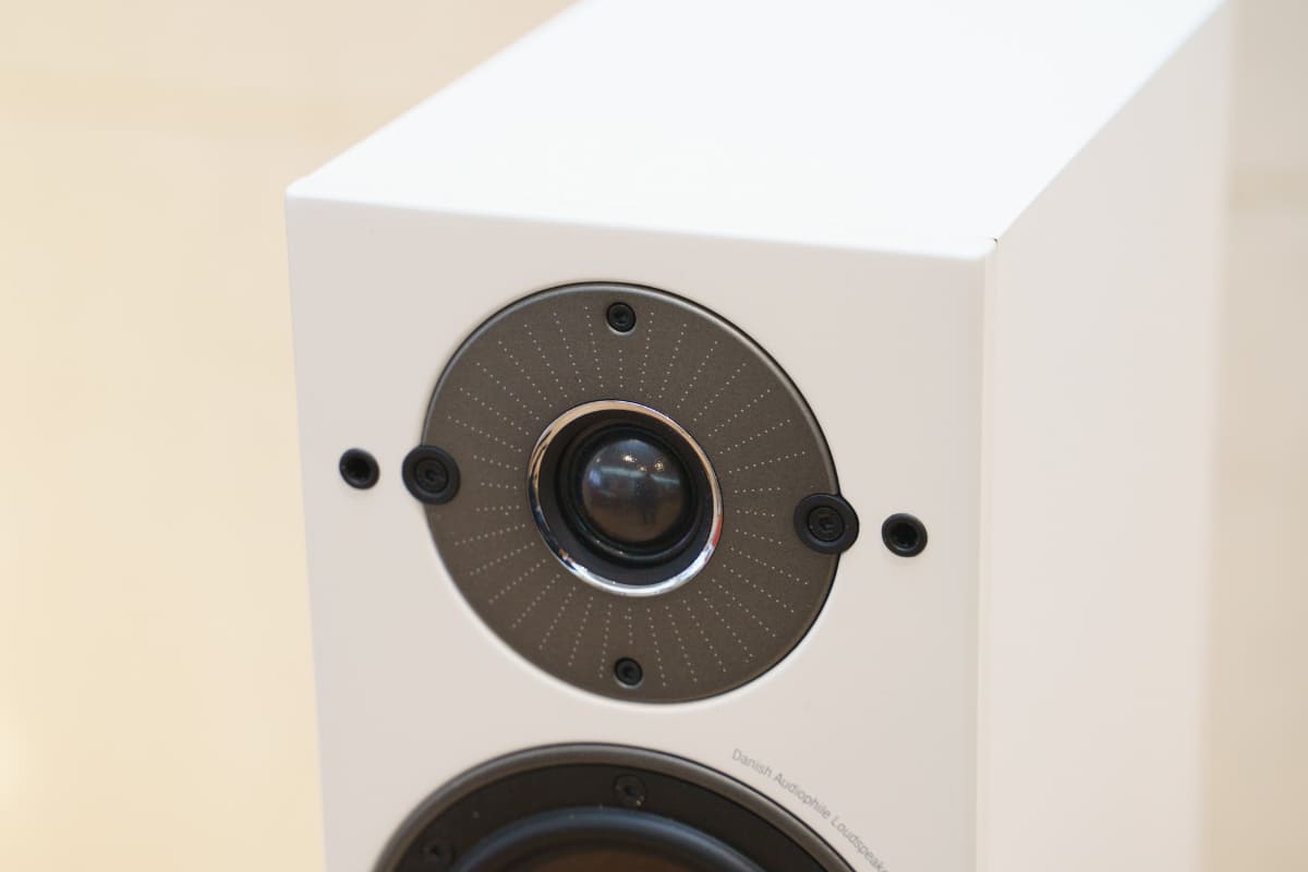 OBERONのソフトドームツイーター