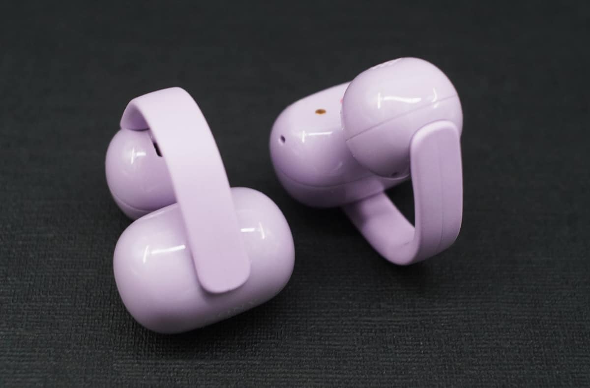 ブリッジの接続部分もあえて貼り付けた感を出している