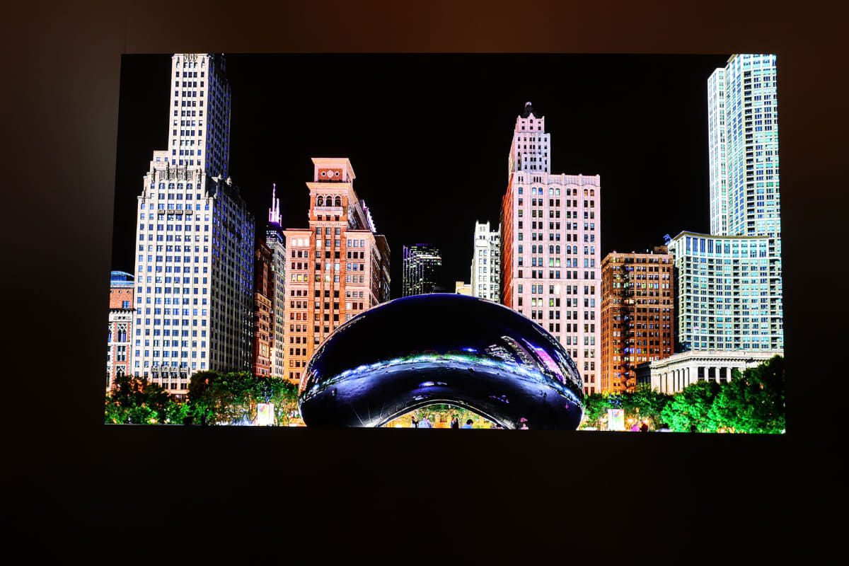 140型の4KマイクロLEDディスプレイ。型番はなく、技術デモ的な展示