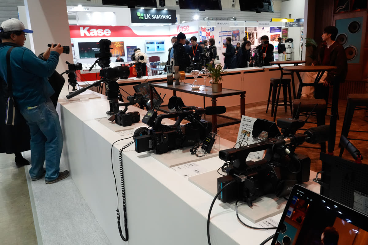 Cinema Line、XDCAM/NXCAMをズラリと展示