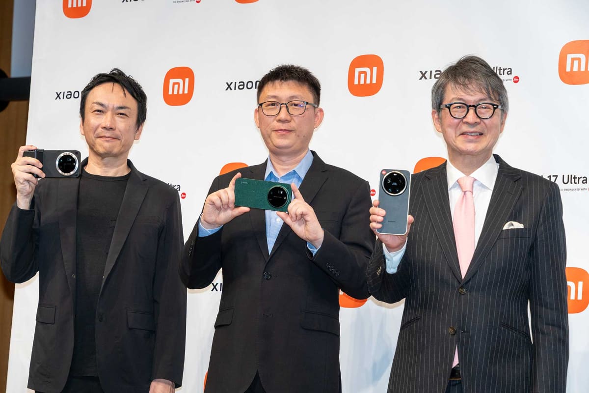 事前に行なわれた発表会の様子。左から小米技術日本の安達晃彦プロダクトプランニング本部 本部長、小米技術日本 呂暁露(ろ しゃおろ)社長、ライカカメラジャパン福家一哲代表取締役社長