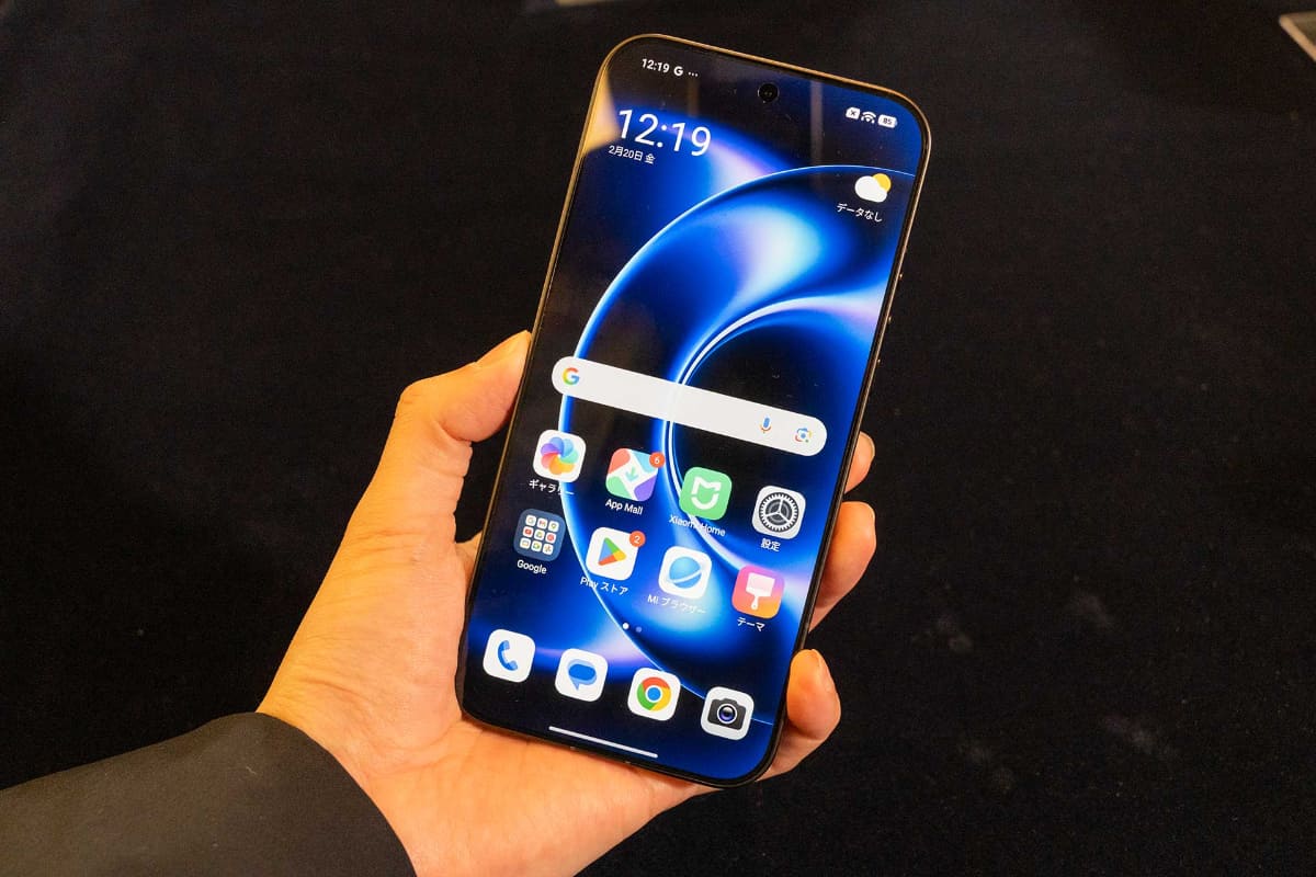 ディスプレイは6.9型有機ELの「Xiaomi HyperRGB ディスプレイ」