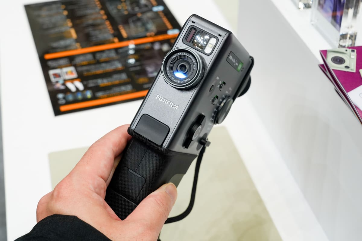 instax mini Evo Cinema