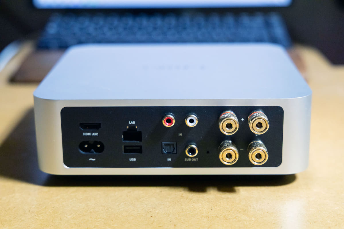 リアパネルの様子