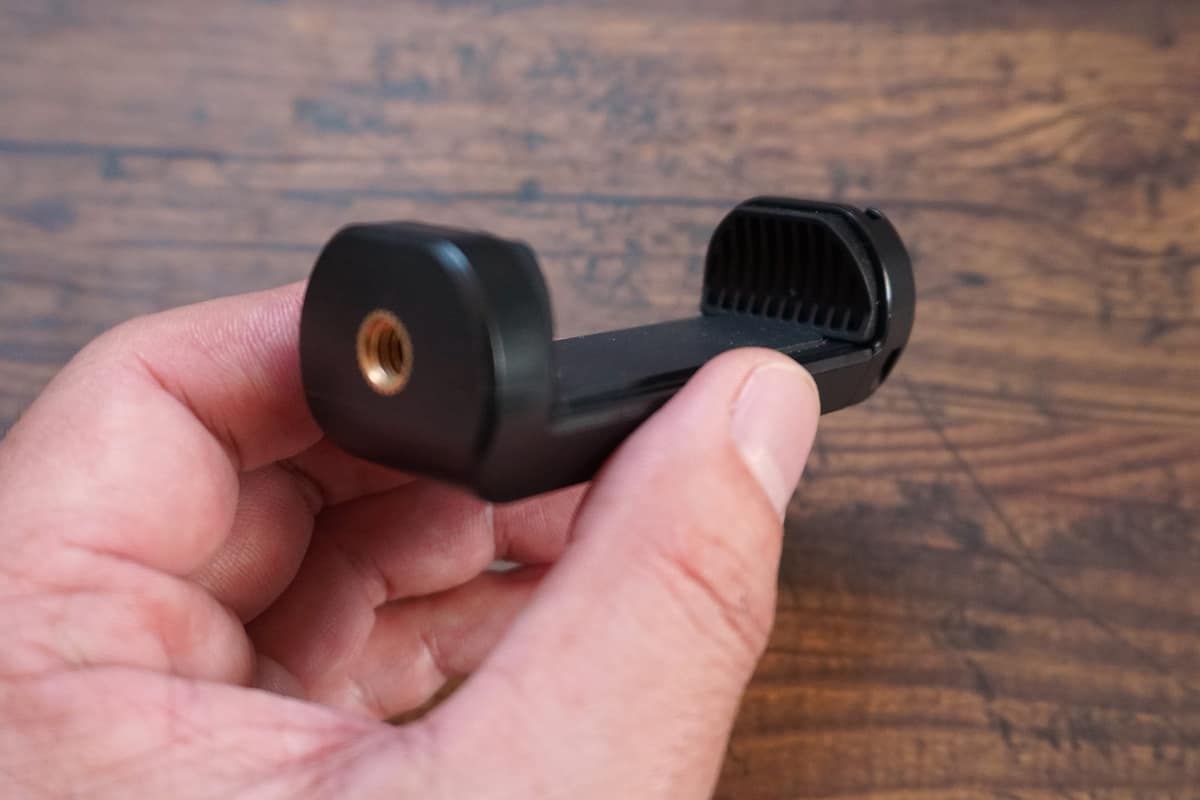 付属のスマホ用クリップ