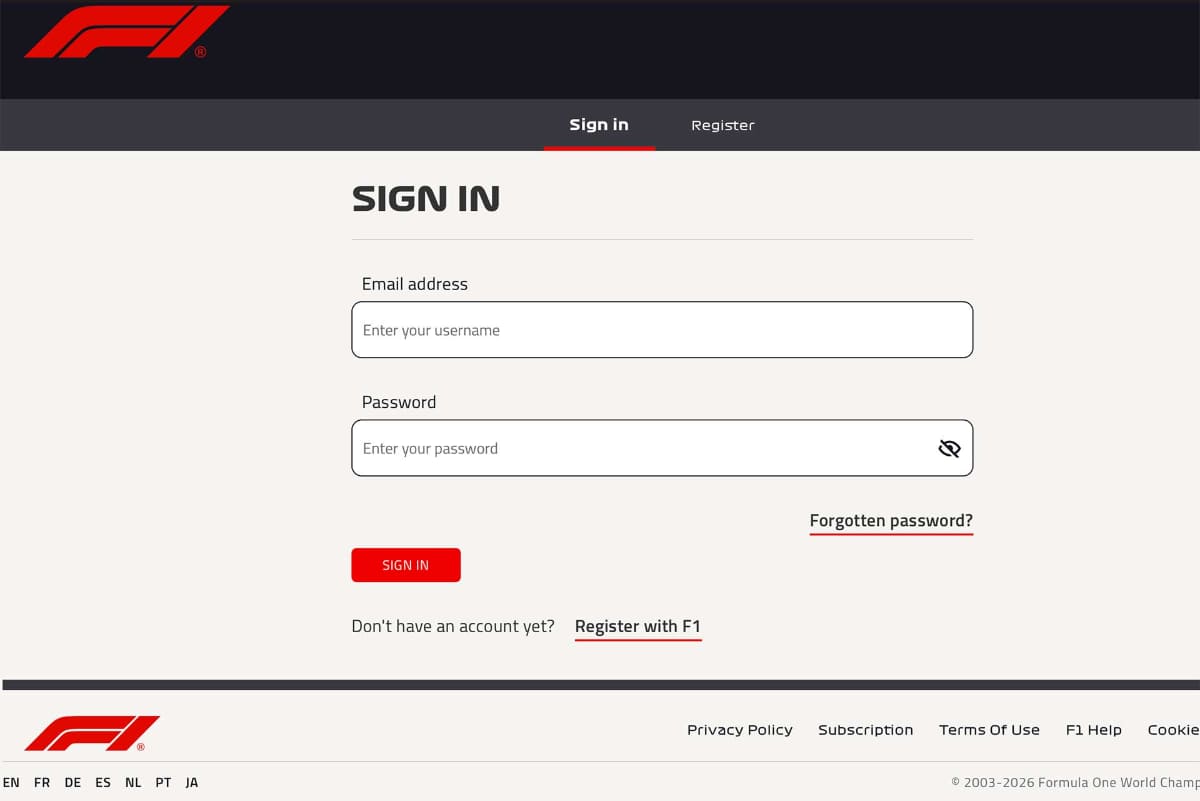 遷移直後のページ。F1アカウントでのログイン、またはアカウント作成を求められる