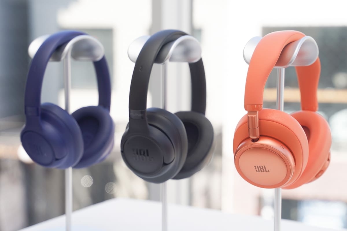 「JBL Live 780NC」