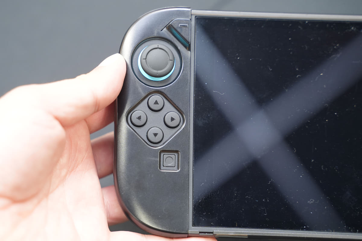PITA FULL COVER GRIP CASEを取り付けたところ
