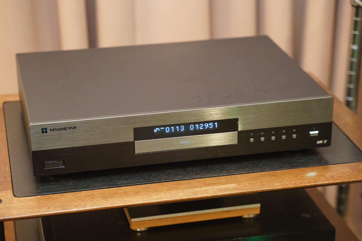 MAGNETAR「UDP800 MKII」