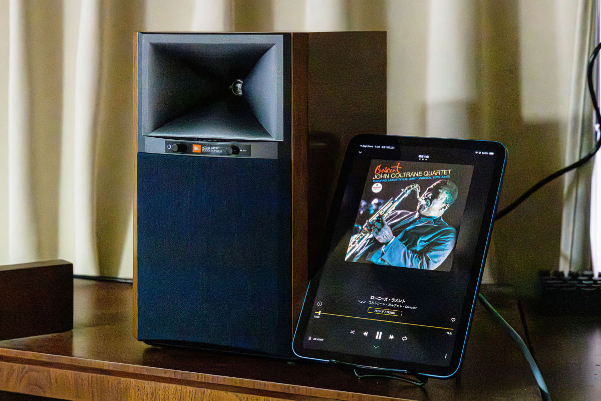 ジョン・コルトレーン・カルテット「クレッセント」(192kHz/24bit)を再生している様子$$
