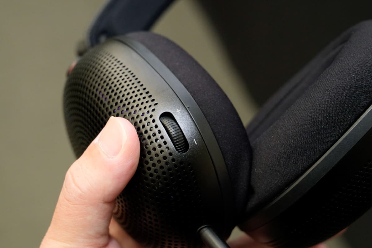 ボリュームダイヤル部