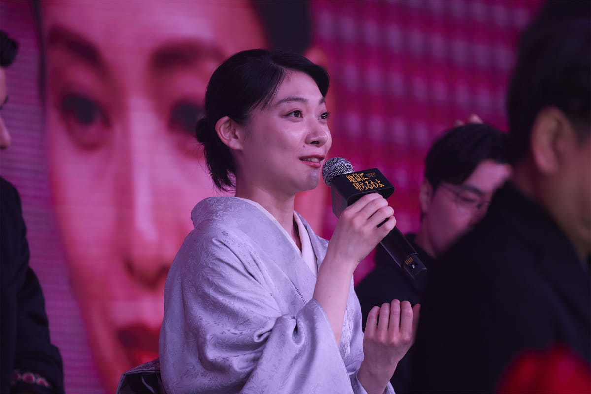 <span class="fnt-70">Netflixシリーズ「地獄に堕ちるわよ」2026年4月27日(月)より世界独占配信</span>