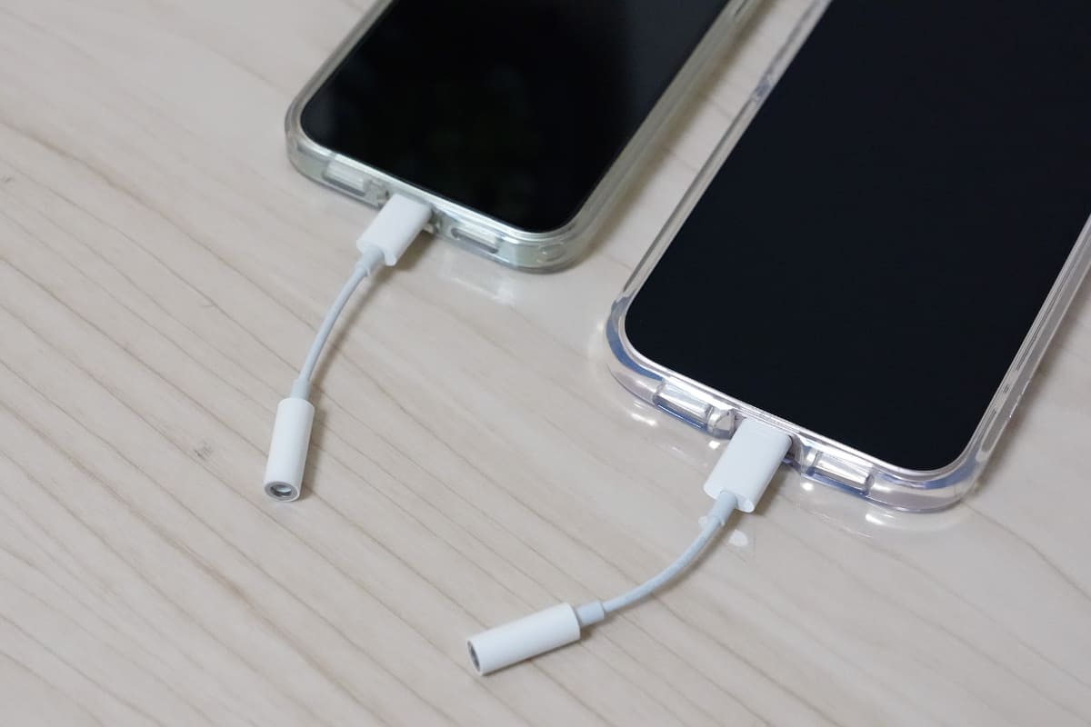 Apple純正「USB-C - 3.5 mmヘッドフォンジャックアダプタ」