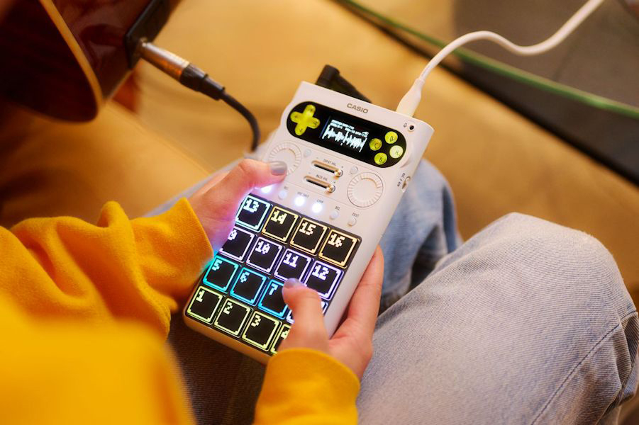 “PORTABLE STANDALONE SAMPLER”「SXC-1」