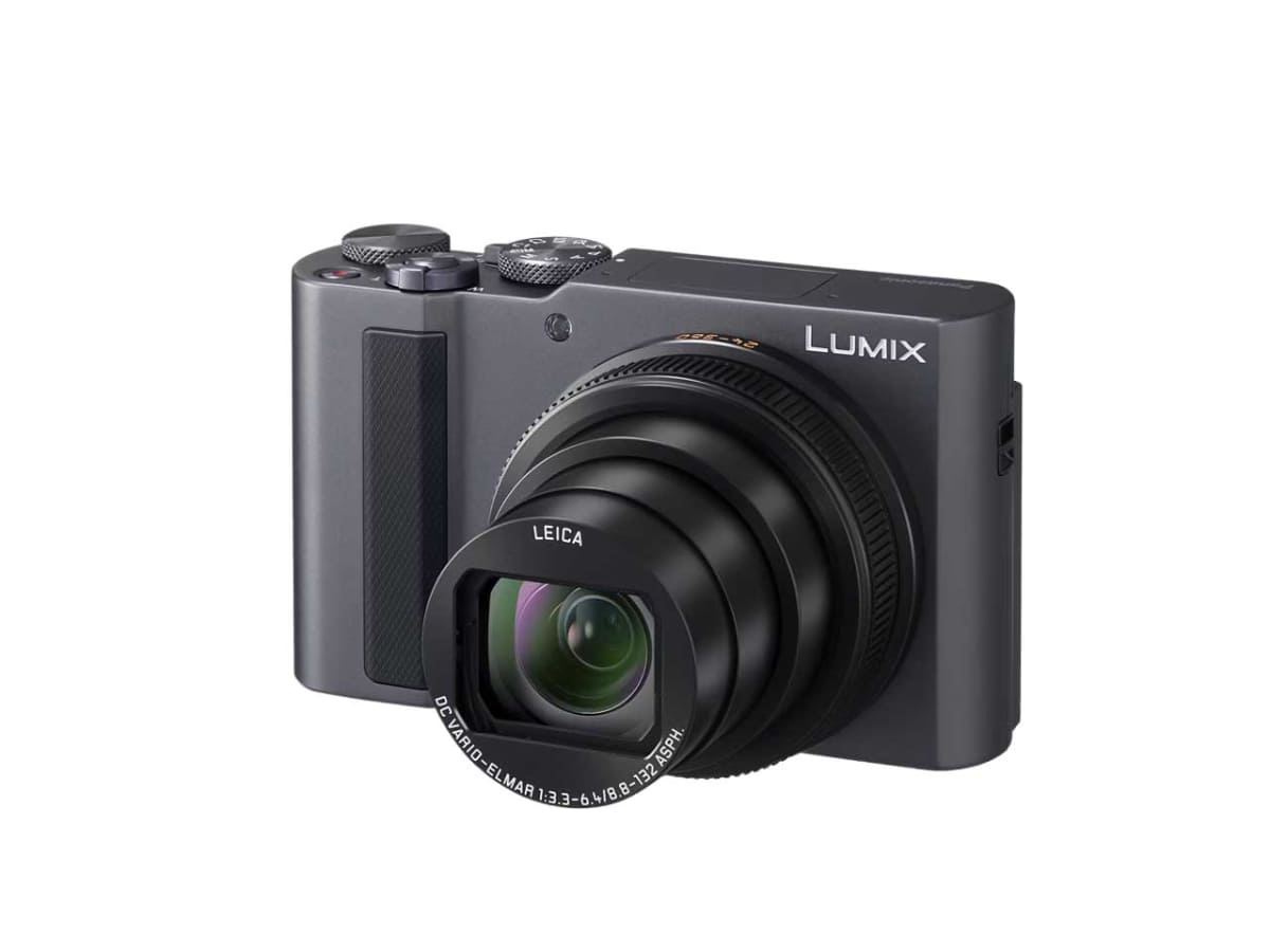 「LUMIX TX3」(グラファイトシルバー)