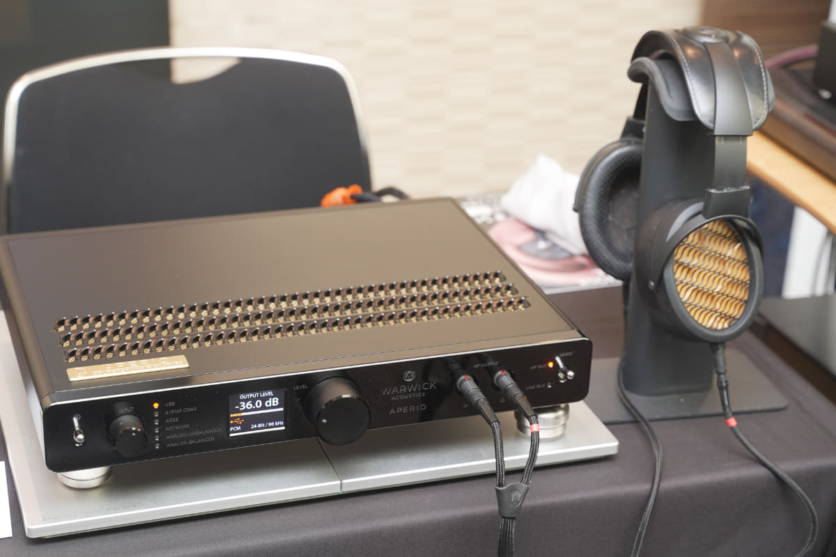 Warwick Acoustics「APERIO GoldenSound Signature Edition」