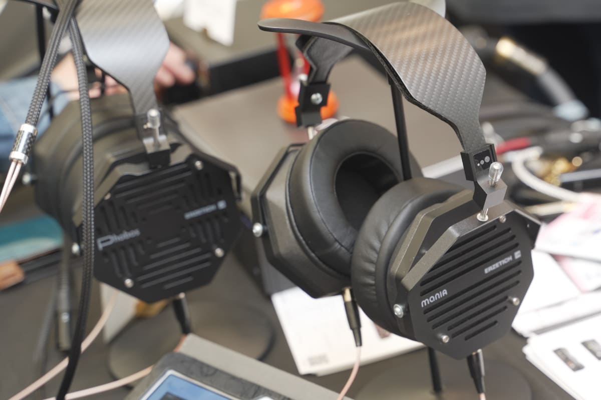 Erzetich Audioのヘッドフォン