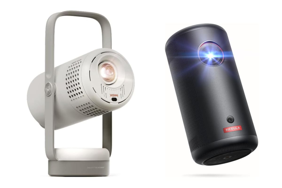 左からXGIMI Nova、Anker Nebula Capsule 3