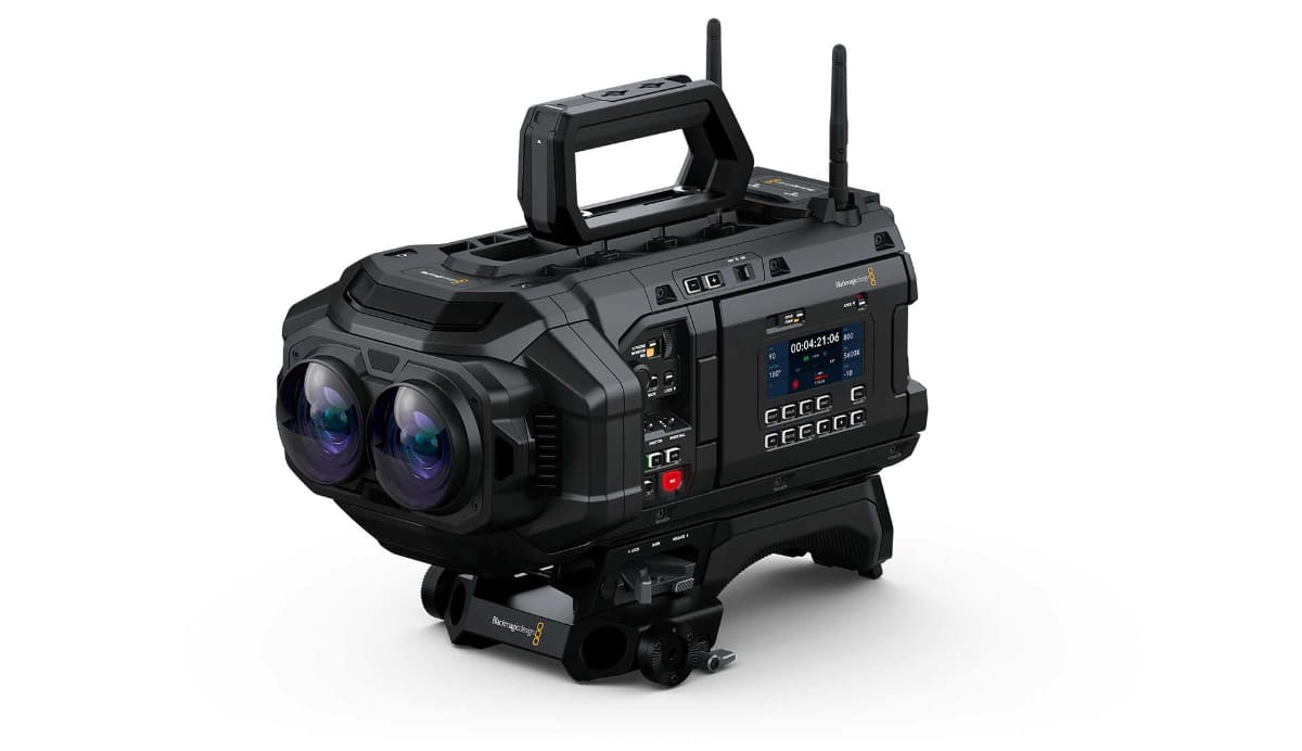「URSA Cine Immersive 100G」