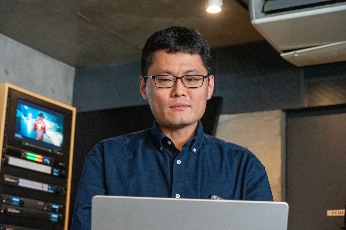 ブラックマジックデザインの岡野太郎代表取締役