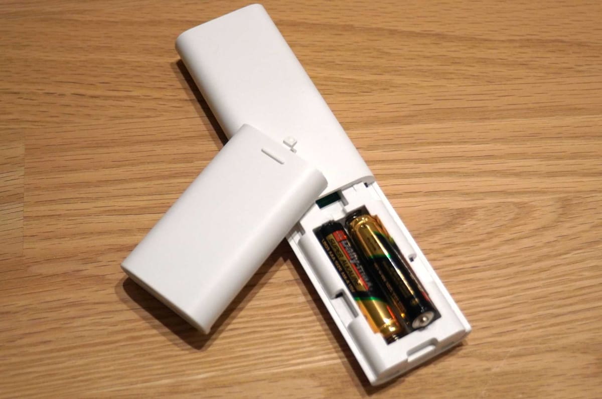 「Nebula Capsule Air」にはリモコン用電池が付属していて、この点も嬉しいポイント