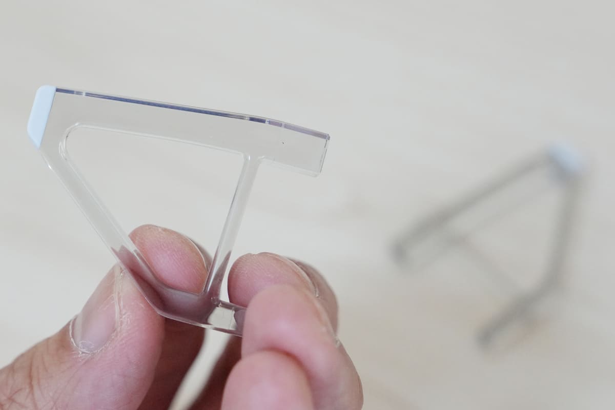ドライブに付属する専用フットを使えば