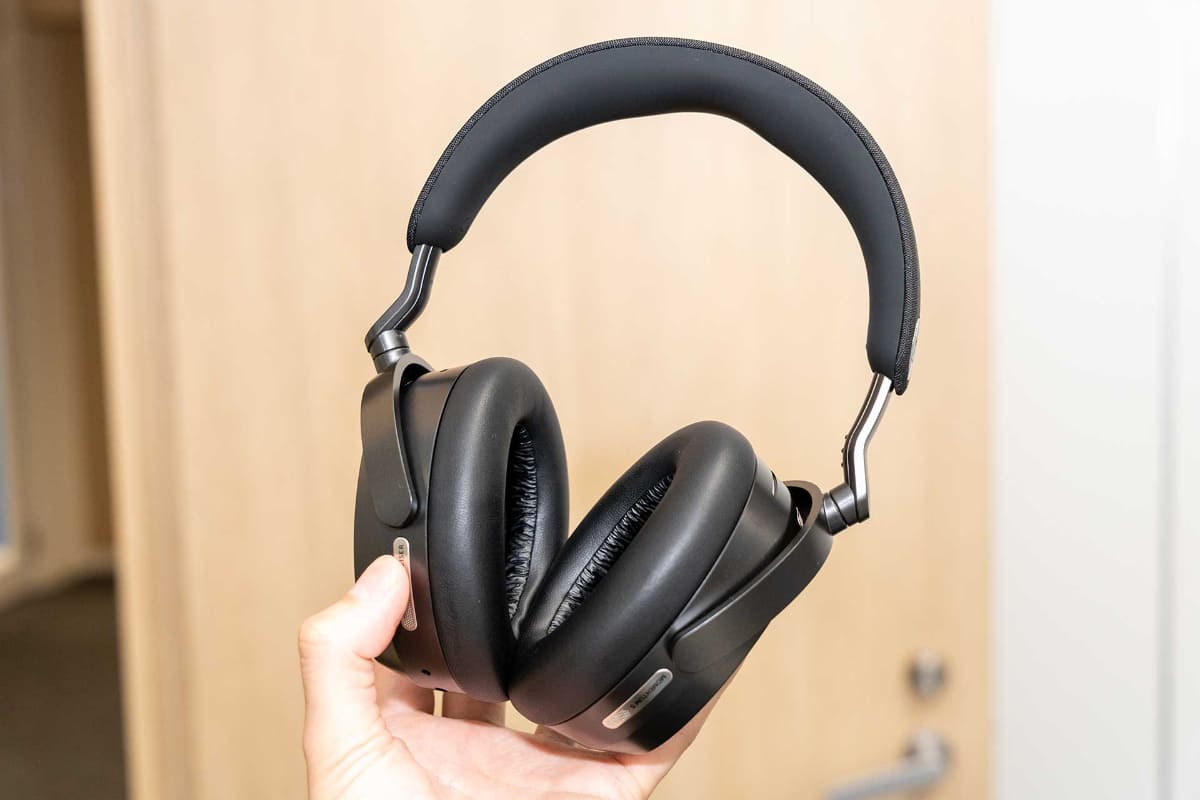 「MOMENTUM 5 Wireless」ブラック