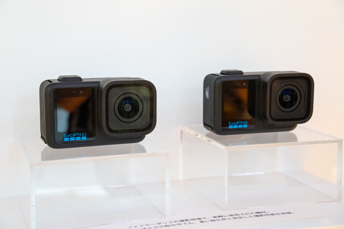 実際にファイアーダンスのシーンを撮影したMISSION 1 PRO