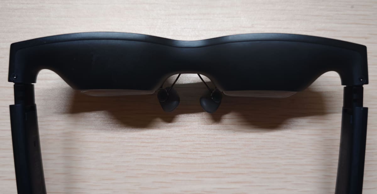 VITURE Beastには視力補正機能が内蔵されていない