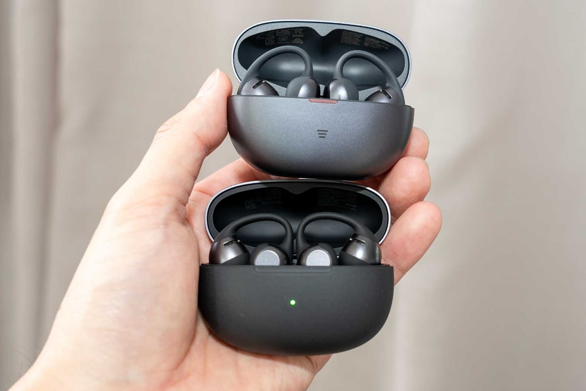 上が「OpenDots Air」、下が「OpenDots 2」のケース