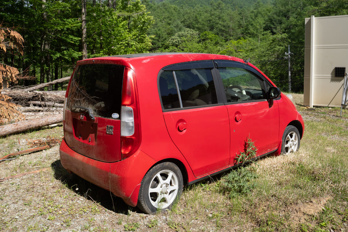 なんと車まで音を収録する素材として用意されている