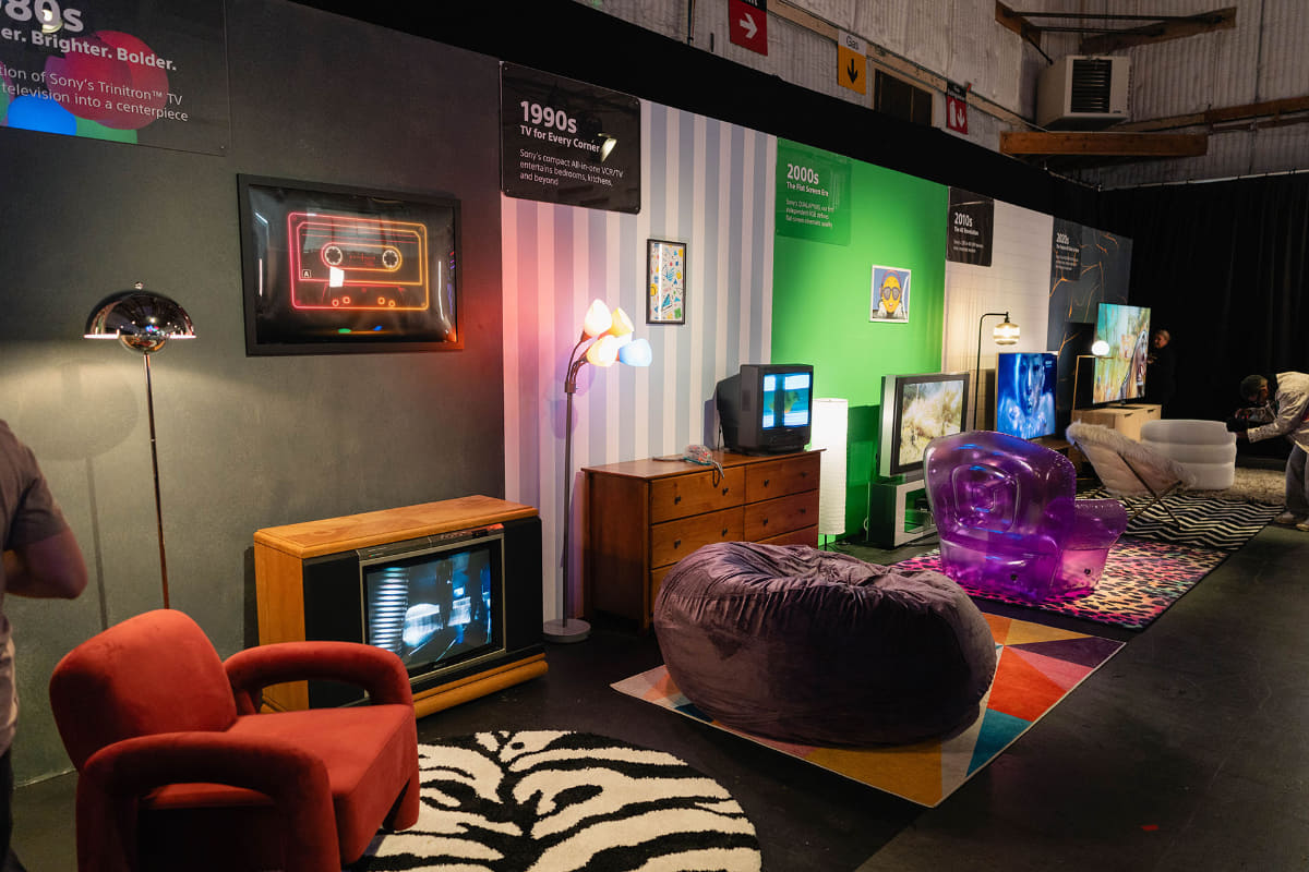 1960年から2020年代までの歴代テレビ製品の展示コーナーもあった