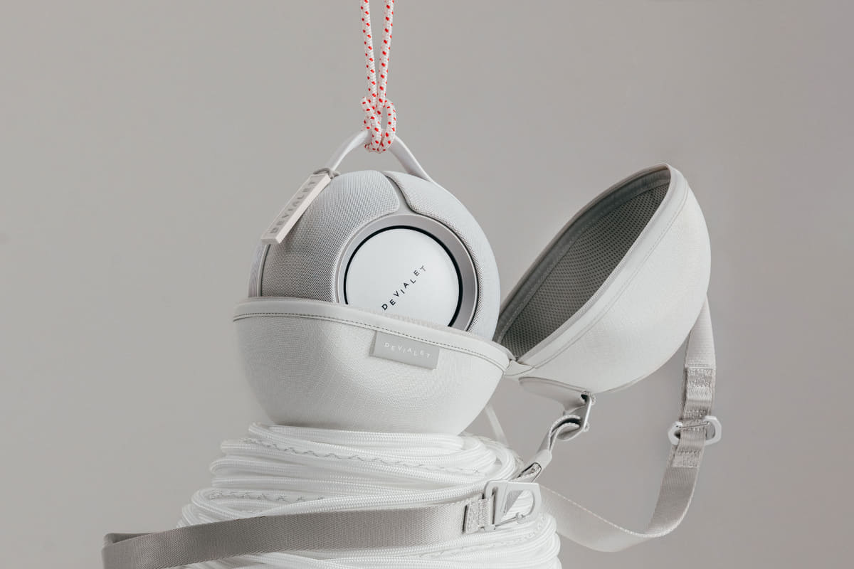 「Devialet Mania」ホワイトミスト
